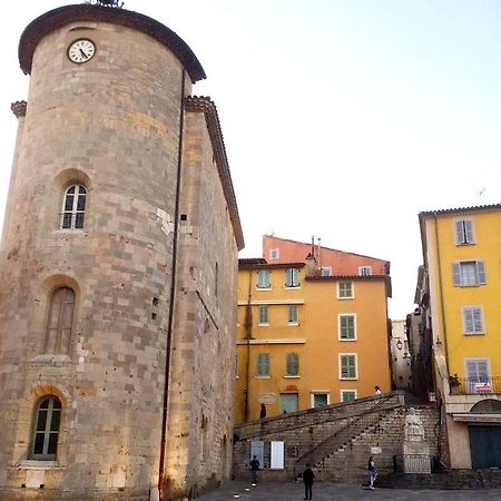 Studios Des Templiers Hyères Esterno foto